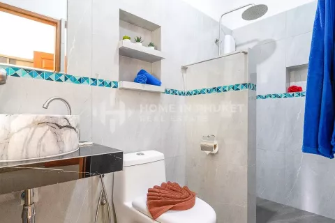 Casa de 6 dormitorios en Nai Harn Beach, Tailandia № 130970 - foto 15