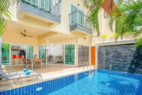 Maison sur Nai Harn Beach, Thaïlande 6 chambres № 130970