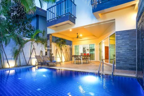 Casa de 6 dormitorios en Nai Harn Beach, Tailandia № 130970 - foto 17