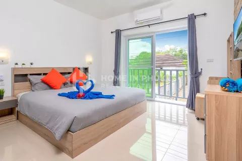 Casa de 6 dormitorios en Nai Harn Beach, Tailandia № 130970 - foto 11