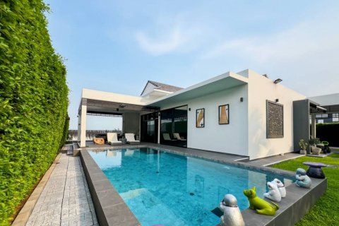 Chalet de 3 dormitorios en Hua Hin, Tailandia № 124542 - foto 10