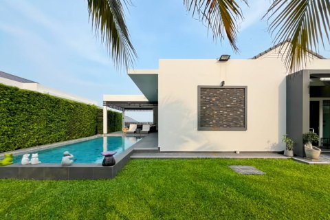 Chalet de 3 dormitorios en Hua Hin, Tailandia № 124542 - foto 7