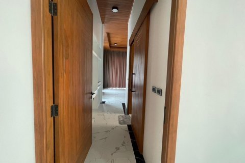 Chalet de 3 dormitorios en Bang Tao, Tailandia № 78637 - foto 12