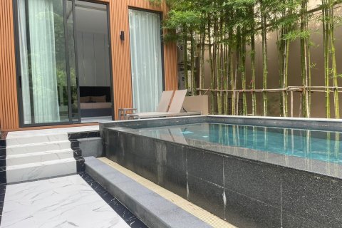 Chalet de 3 dormitorios en Bang Tao, Tailandia № 78637 - foto 19
