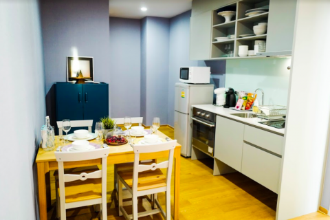 Condominio de 1 dormitorio en Bang Rak, Bangkok, Tailandia № 77212 - foto 5