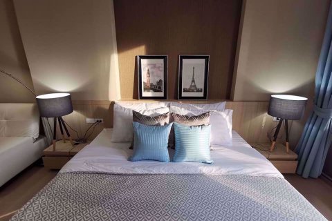 Condominio de 2 dormitorios en Bang Rak, Bangkok, Tailandia № 77210 - foto 8
