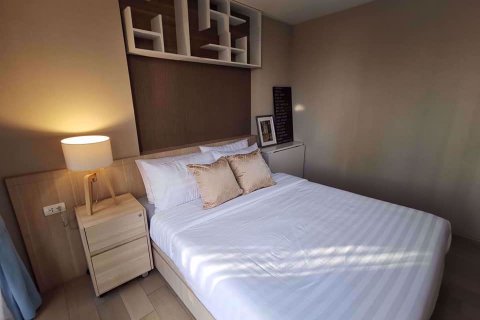 Condominio de 2 dormitorios en Bang Rak, Bangkok, Tailandia № 77210 - foto 10