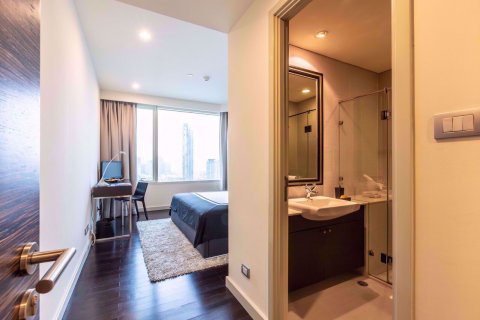 Condominio de 4 dormitorios en Khlong San, Bangkok, Tailandia № 77211 - foto 14