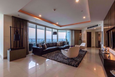 Condominio de 4 dormitorios en Khlong San, Bangkok, Tailandia № 77211 - foto 2