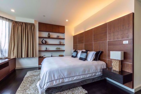 Condominio de 4 dormitorios en Khlong San, Bangkok, Tailandia № 77211 - foto 9