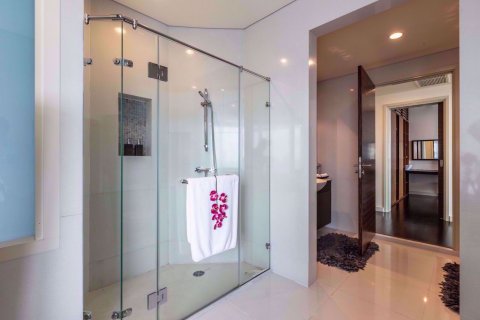 Condominio de 4 dormitorios en Khlong San, Bangkok, Tailandia № 77211 - foto 16