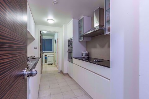 Condominio de 4 dormitorios en Khlong San, Bangkok, Tailandia № 77211 - foto 7