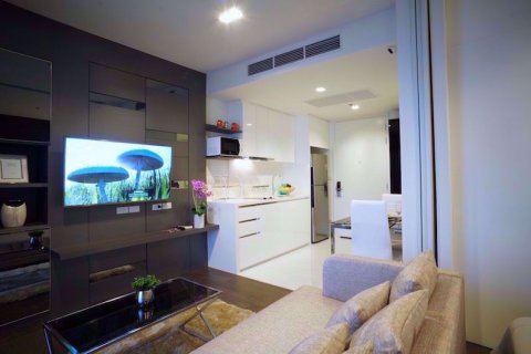 Condominio de 1 dormitorio en Sathon, Bangkok, Tailandia № 77214 - foto 3