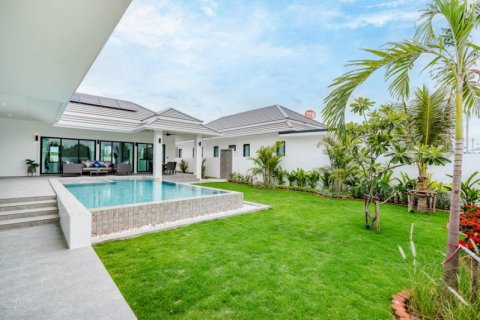 Casa de 3 dormitorios en Hua Hin, Tailandia № 125119 - foto 9