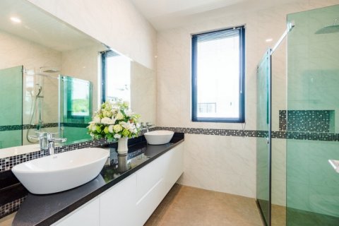 Casa de 3 dormitorios en Hua Hin, Tailandia № 125119 - foto 14