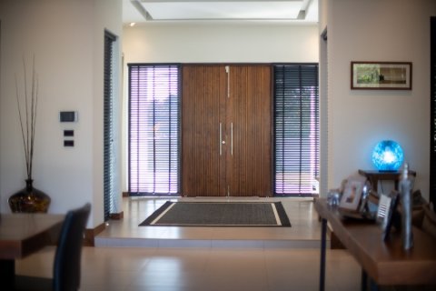 Casa de 6 dormitorios en Hua Hin, Tailandia № 125117 - foto 14