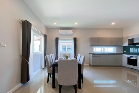 Casa de 3 dormitorios en Hua Hin, Tailandia № 125274 - foto 11