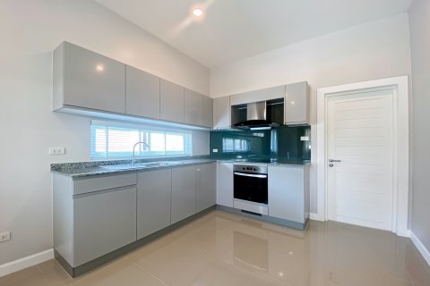 Casa de 3 dormitorios en Hua Hin, Tailandia № 125274 - foto 13