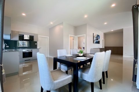 Casa de 3 dormitorios en Hua Hin, Tailandia № 125274 - foto 12