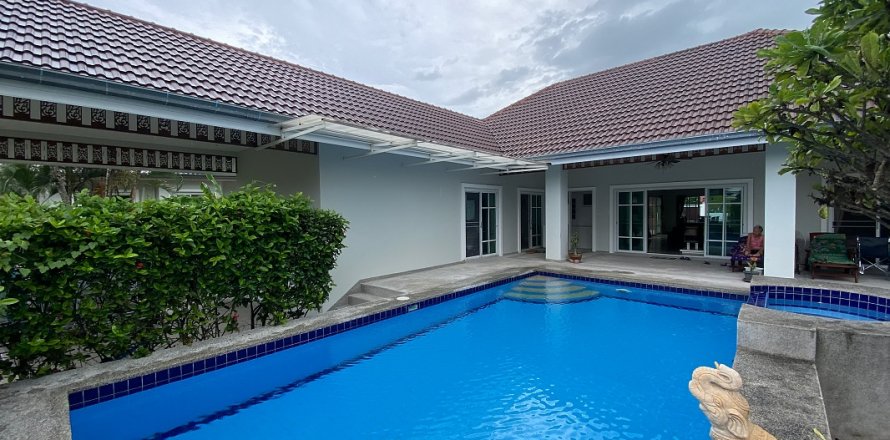 Casa de 3 dormitorios en Hua Hin, Tailandia № 125277