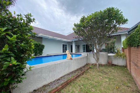 Casa de 3 dormitorios en Hua Hin, Tailandia № 125277 - foto 2