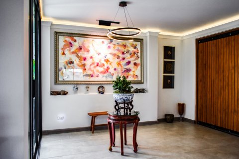 Casa de 4 dormitorios en Pattaya, Tailandia № 130218 - foto 18