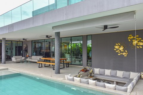 Casa de 4 dormitorios en Pattaya, Tailandia № 130218 - foto 5