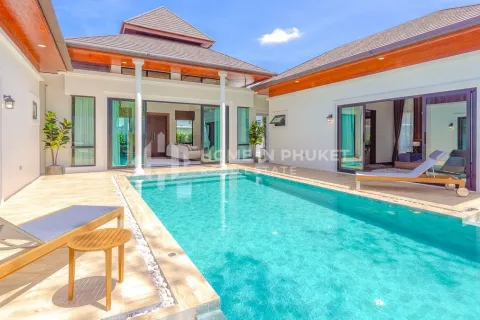 Casa de 4 dormitorios en Chalong, Tailandia № 131126 - foto 20