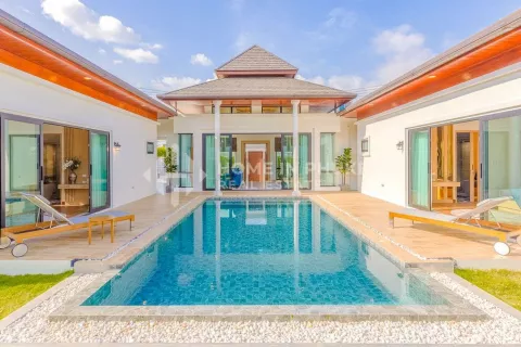 Maison à Chalong, Thaïlande 4 chambres № 131126