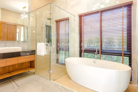 Casa de 4 dormitorios en Chalong, Tailandia № 131126 - foto 19
