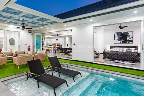 Casa de 4 dormitorios en Rawai, Tailandia № 131032