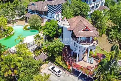 Casa de 3 dormitorios en Phuket, Tailandia № 131031