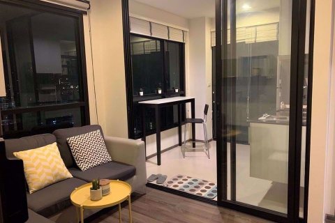Sobre plano The Base Park East Sukhumvit 77 en Bangkok, Tailandia № 44649 - foto 3
