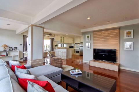Condominio de 2 dormitorios en Watthana, Bangkok, Tailandia № 76930 - foto 5
