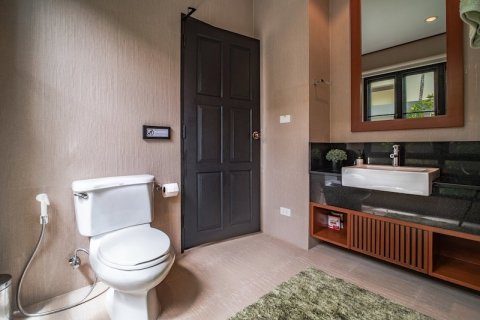 House on Nai Harn Beach, Thailand 2 bedrooms № 75853 - photo 25