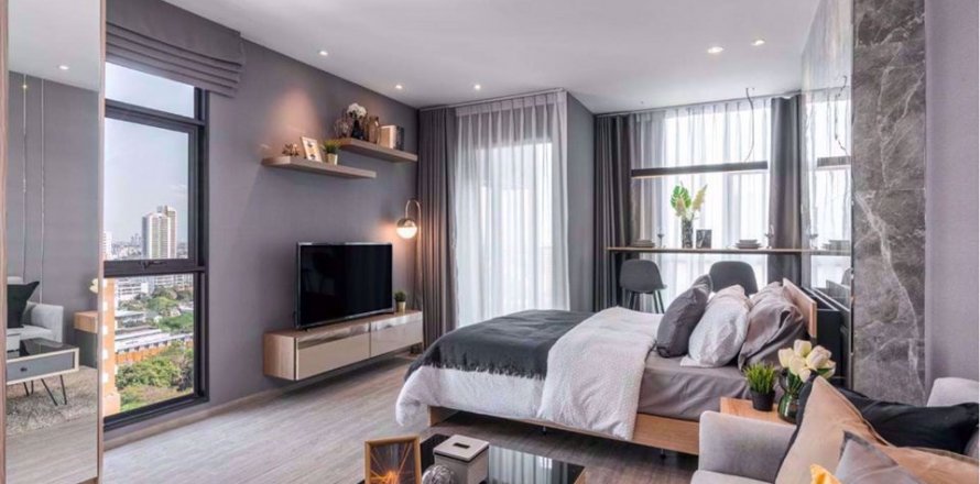 Studio in the Condo in Bangkok, Thailand in RHYTHM EKKAMAI ESTATE № 77977