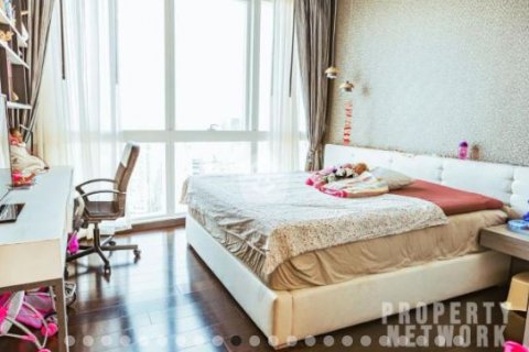 Condominio de 4 dormitorios en Khlong Toei, Bangkok, Tailandia № 123675 - foto 24