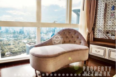 Condominio de 4 dormitorios en Khlong Toei, Bangkok, Tailandia № 123675 - foto 21