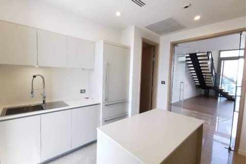 Condominio de 5 dormitorios en Khlong San, Bangkok, Tailandia № 123671 - foto 12