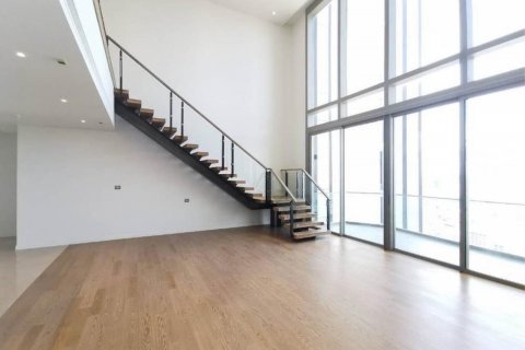 Condominio de 5 dormitorios en Khlong San, Bangkok, Tailandia № 123671 - foto 5