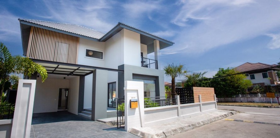 Casa de 3 dormitorios en Chiang Mai, Tailandia № 85261