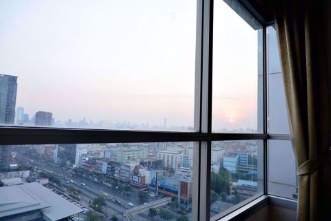 Sobre plano Life Ratchadapisek en Bangkok, Tailandia № 36590 - foto 11