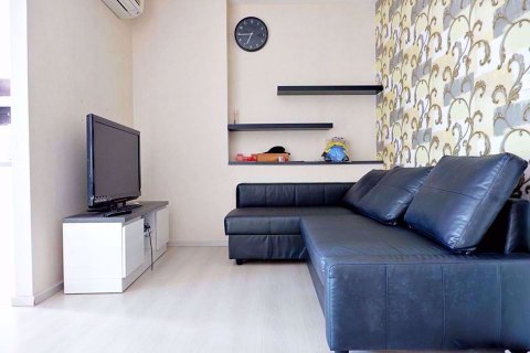 Condominio de 2 dormitorios en Bangkok, Tailandia en Life Ratchadapisek № 78051