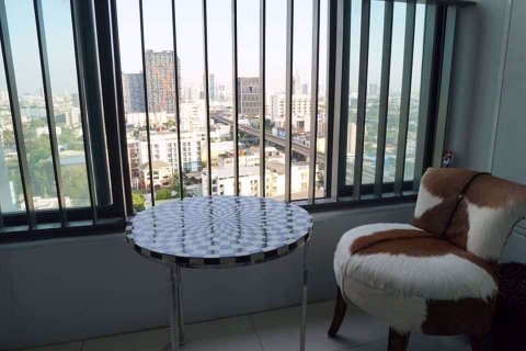 Sobre plano Ideo Mobi Sukhumvit 81 en Bangkok, Tailandia № 33838 - foto 10