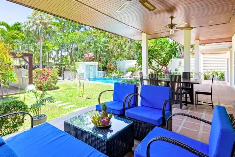 Casa de 3 dormitorios en Rawai, Tailandia № 130950 - foto 3