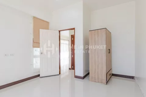 Casa de 2 dormitorios en Phuket, Tailandia № 130949 - foto 12