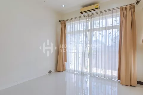 Casa de 2 dormitorios en Phuket, Tailandia № 130949 - foto 14