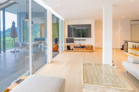 Condo in Kamala, Thailand, 3 bedrooms № 130948 - photo 5