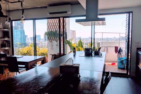 Condominio de 2 dormitorios en Watthana, Bangkok, Tailandia № 77069 - foto 9