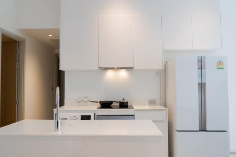 Condominio de 2 dormitorios en Yan Nawa, Bangkok, Tailandia № 143653 - foto 8